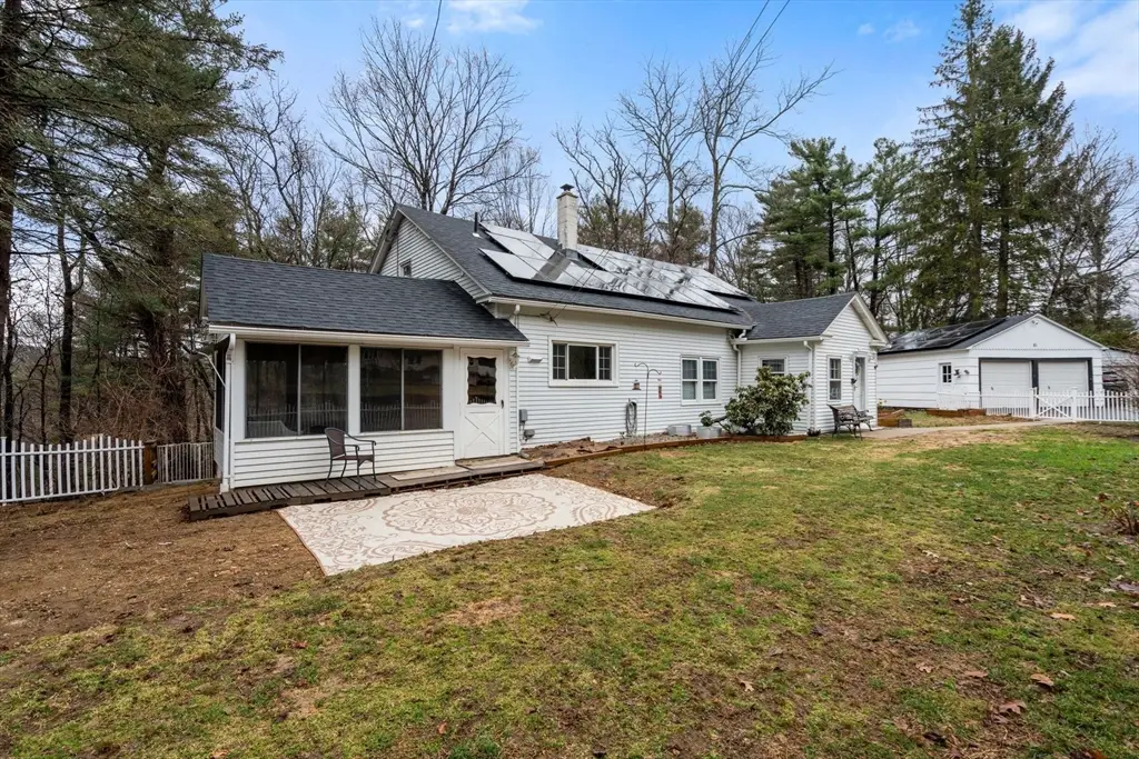 61 E Brimfield Rd, Holland, MA 01521 - #1