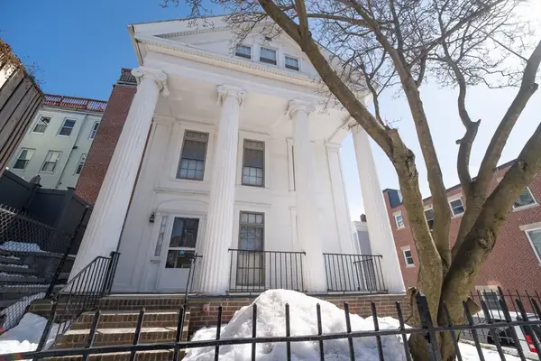 33 Cordis Street, Boston, MA 02129