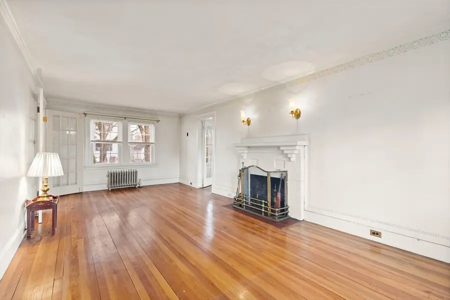 11 Poplar St, Belmont, MA 02478 - #3