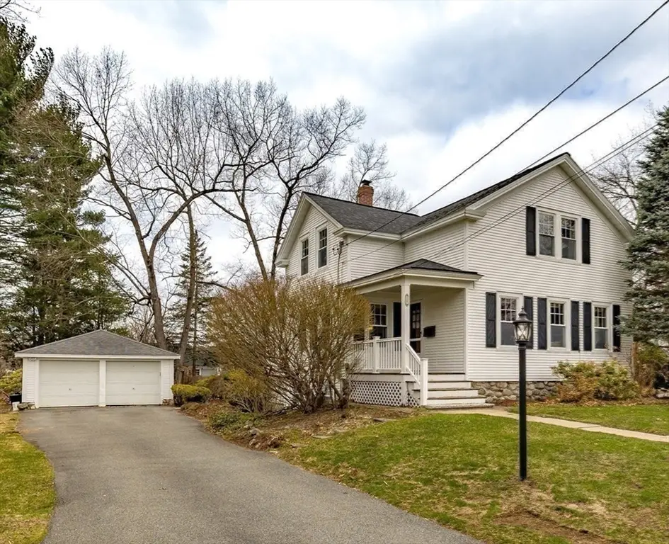 12 Woodlawn Ave, Chelmsford, MA 01824 - #1