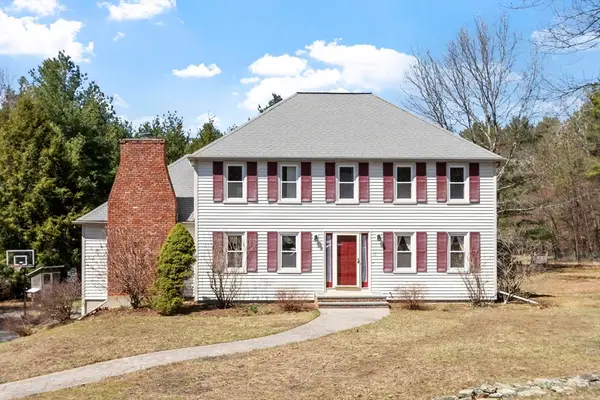 17 Mount Auburn Street, Chelmsford, MA 01824