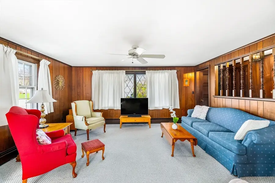 172 Brook St, Somerset, MA 02726 - #3