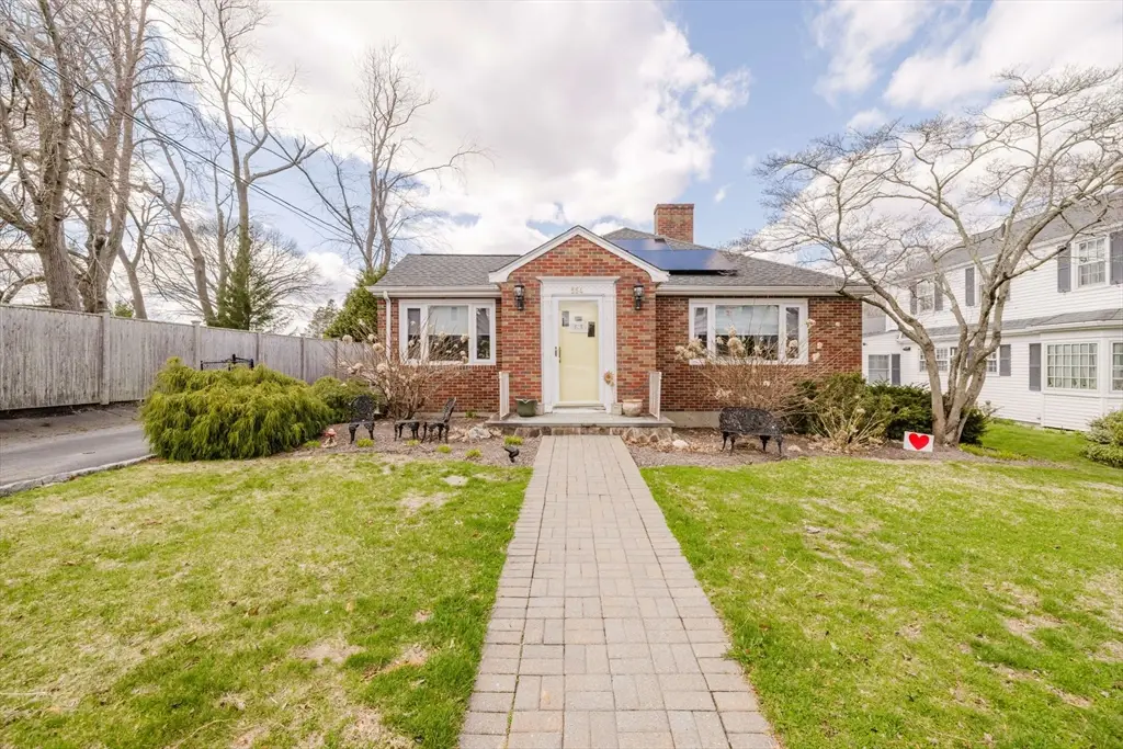 554 Madison Street, Fall River, MA 02720 - #1