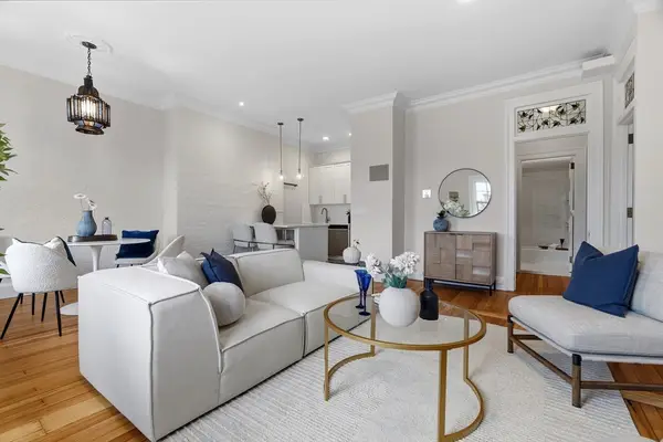 273 Commonwealth Ave #10, Boston, MA 02116