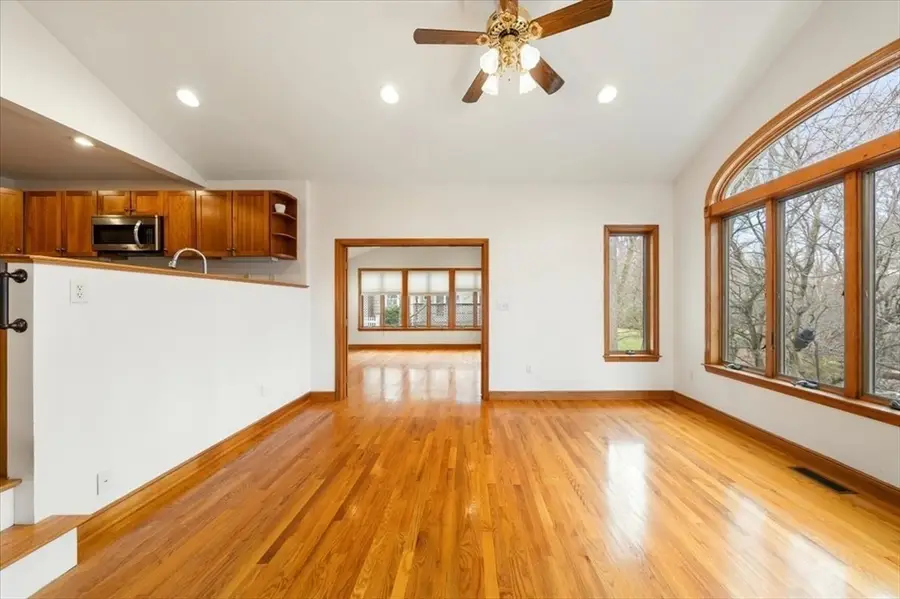 28 Barnesdale Road, Natick, MA 01760 - #3