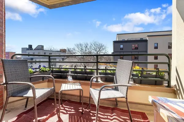 25 Marion St #46, Brookline, MA 02446