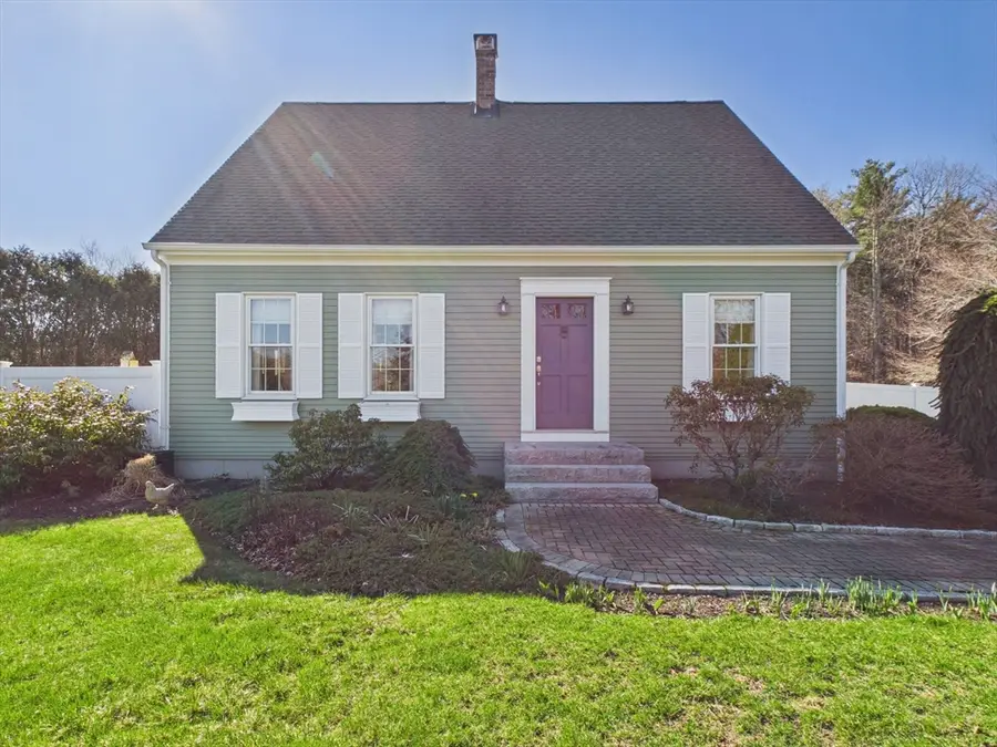 595 Old Westport Rd, Dartmouth, MA 02747 - #2