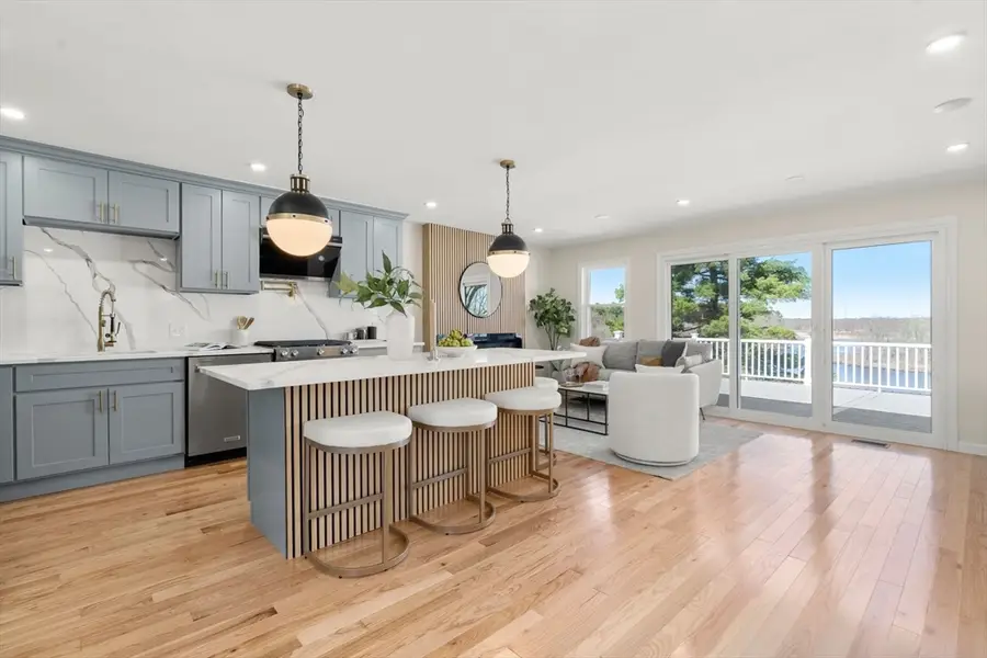 243 Riverside Dr, Dedham, MA 02026 - #2