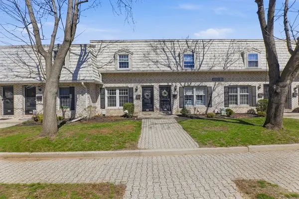 102 Corey Colonial #102, Agawam, MA 01001