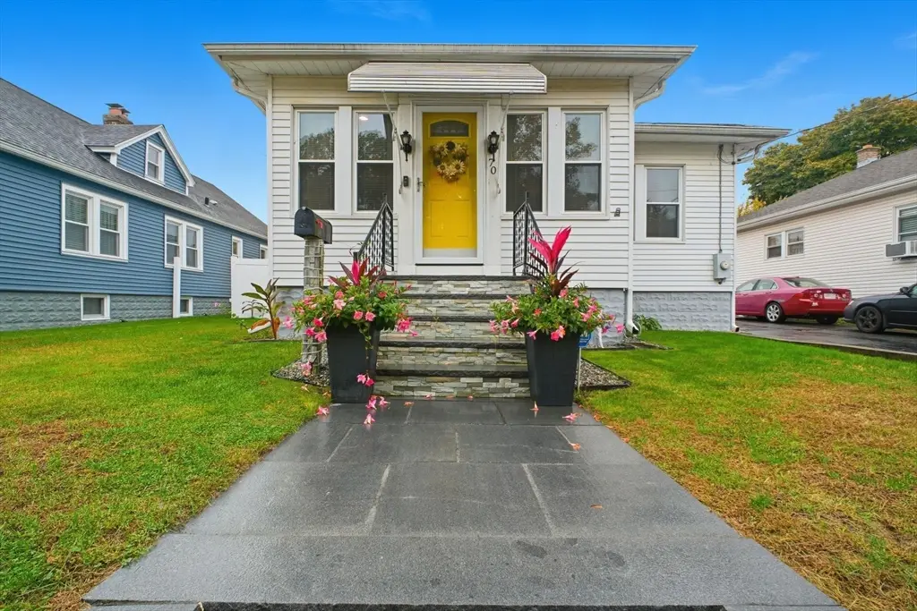 70 Norman St, Springfield, MA 01104 - #1