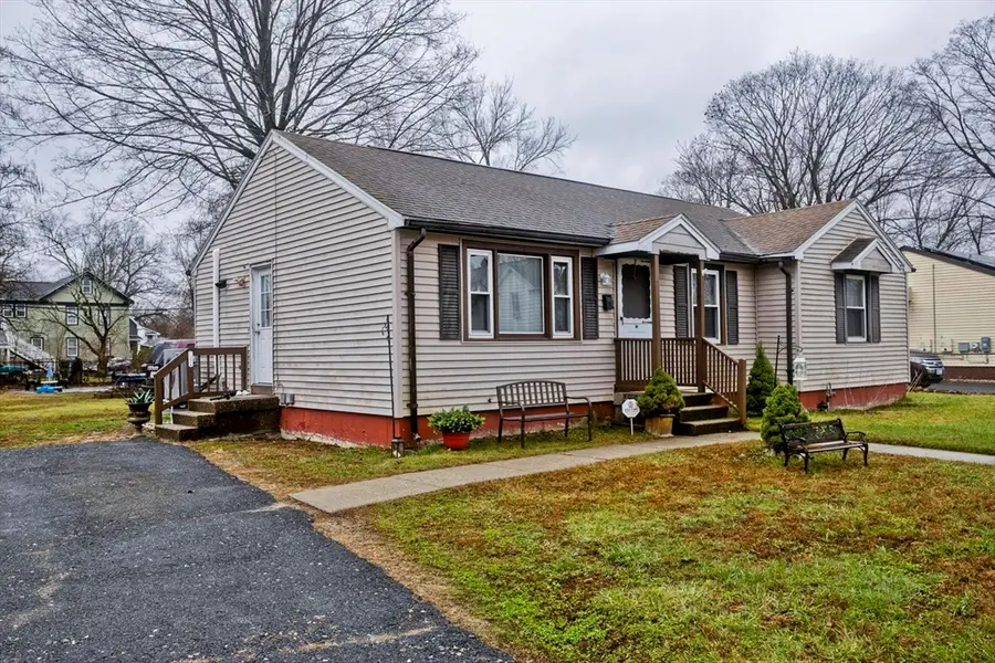 93 Pendleton Ave, Springfield, MA 01109 - #2