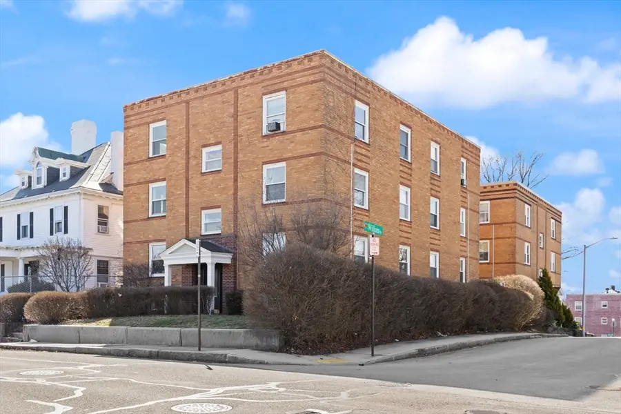 31 Chestnut St #5, Worcester, MA 01609 - #2