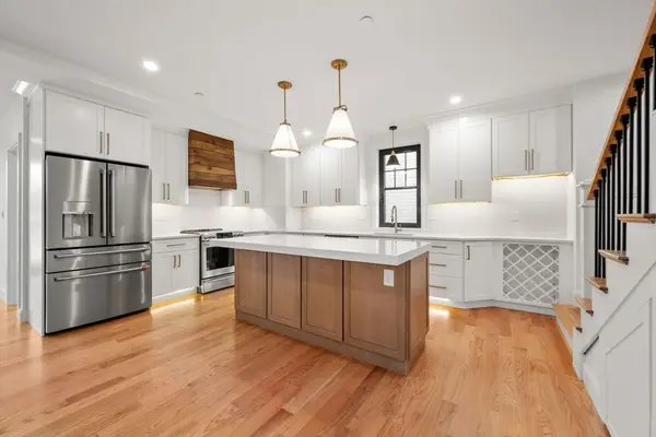 9 Sydney #PH2, Boston, MA 02125