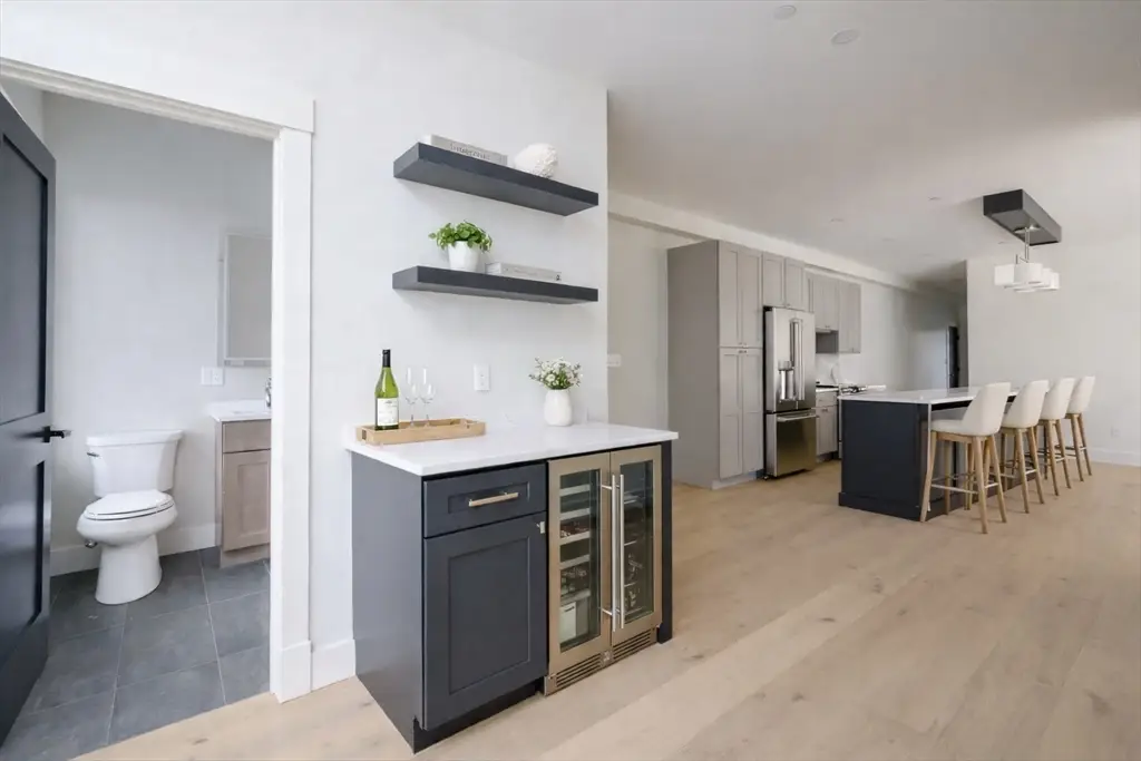 21 Tanglewood Road #2, Boston, MA 02124 - #1