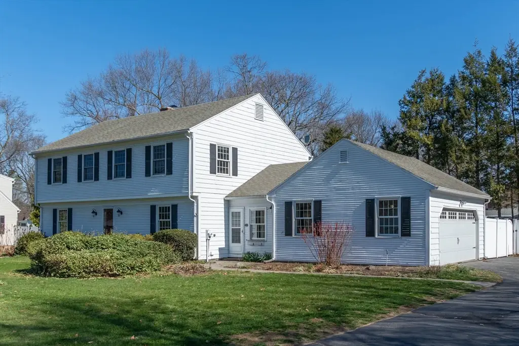 252 Pinewood Drive, Longmeadow, MA 01106 - #1
