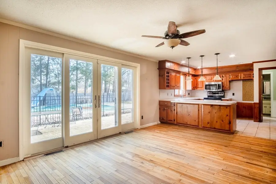 252 Pinewood Drive, Longmeadow, MA 01106 - #2