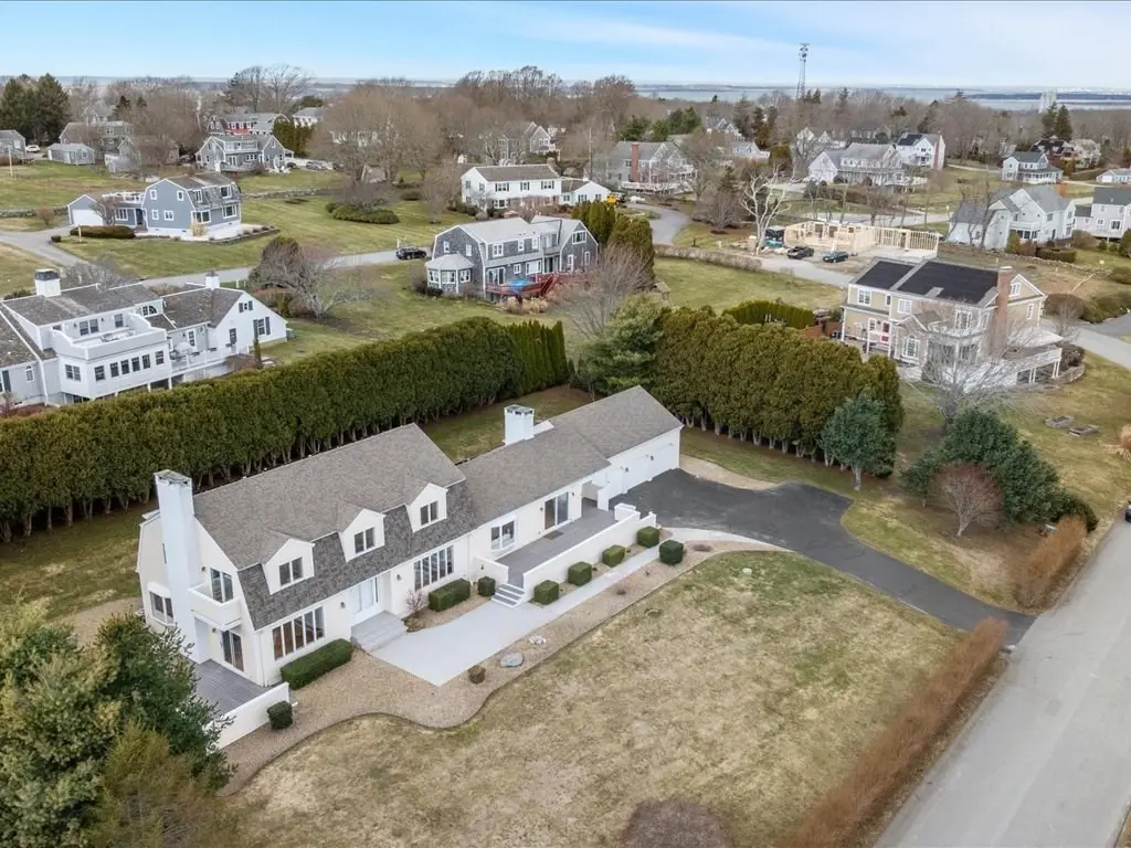 95 Holman St, Portsmouth, RI 02871 - #1