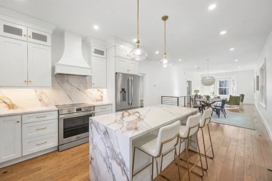 31 Houghton St #A, Somerville, MA 02143 - #3