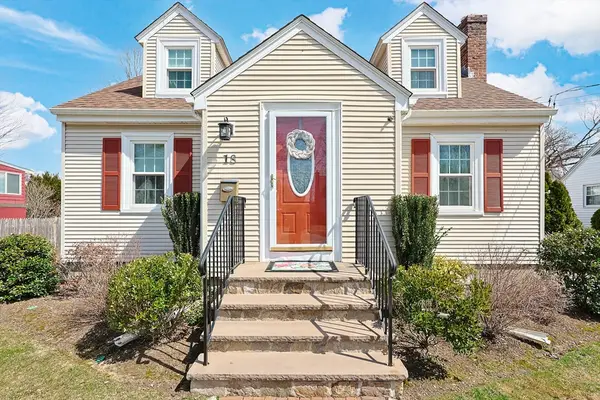 18 Circle Dr, Framingham, MA 01702