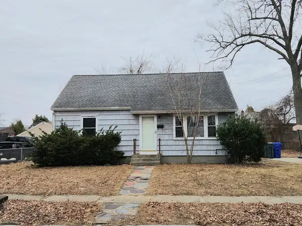 245 El Paso St, Springfield, MA 01104