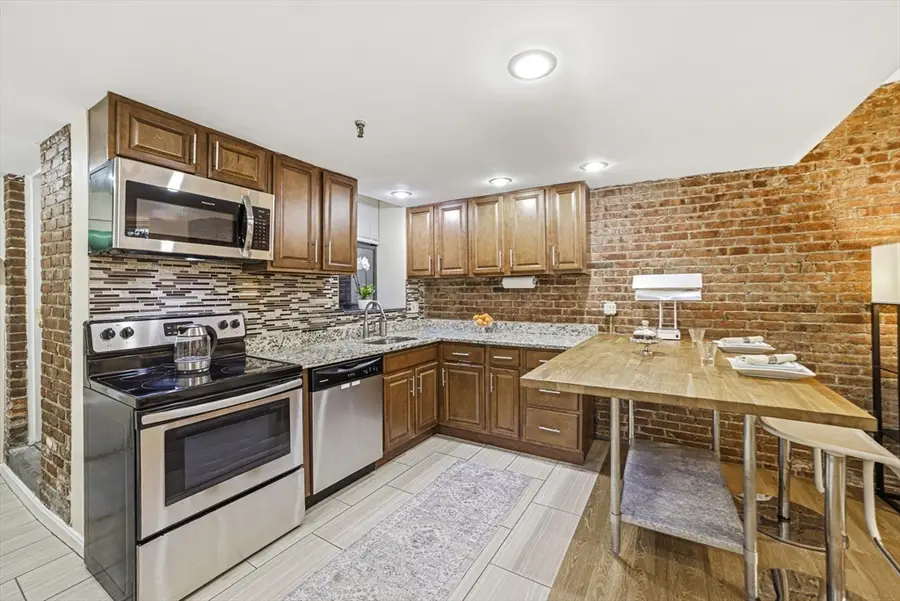 39 Hemenway St #27, Boston, MA 02115 - #3