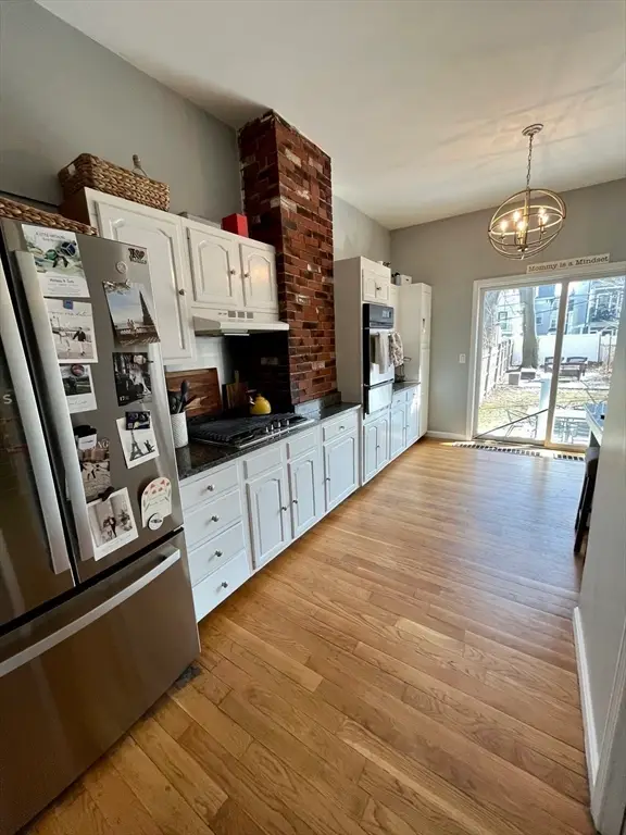 659 E 6th St, Boston, MA 02127 - #2