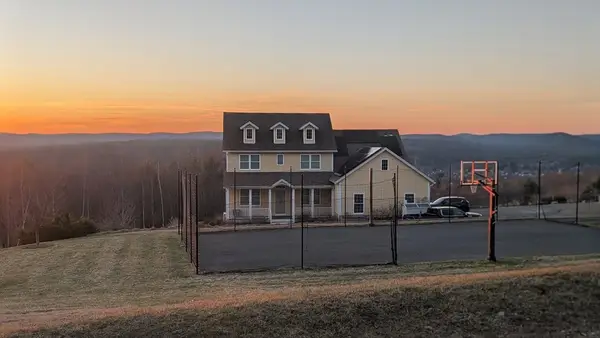 456 Ridge Rd, Athol, MA 01331