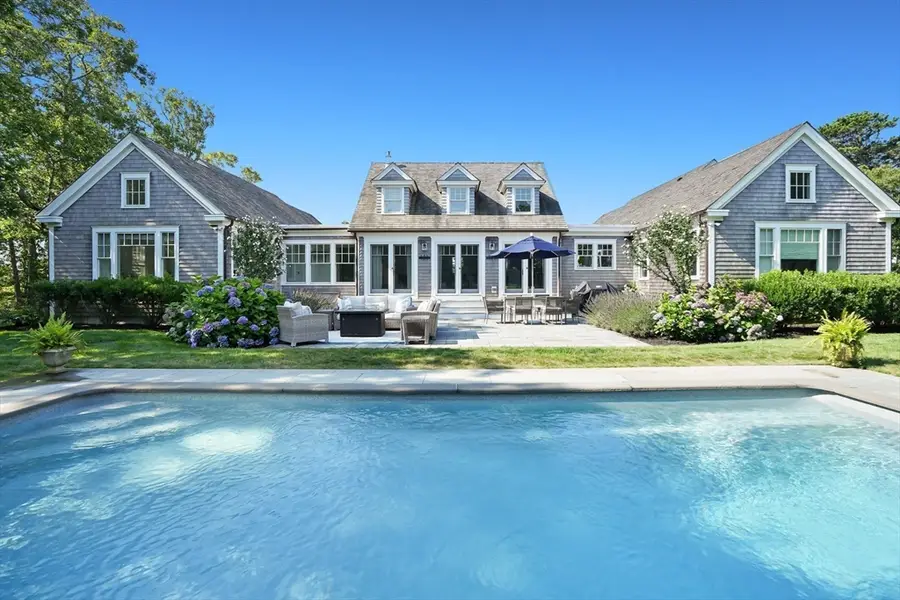 8 Paddock Rd, Oak Bluffs, MA 02557 - #3