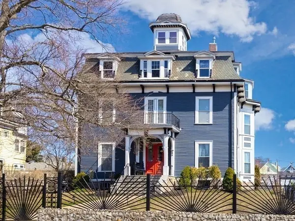 44 Mill St #3, Boston, MA 02122