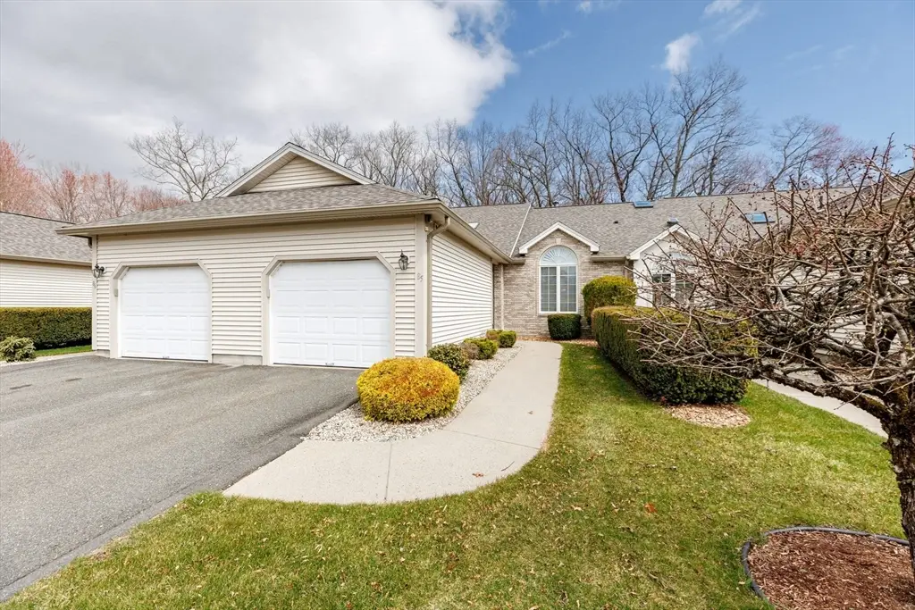 85 Pine Grove Dr #85, South Hadley, MA 01075 - #1