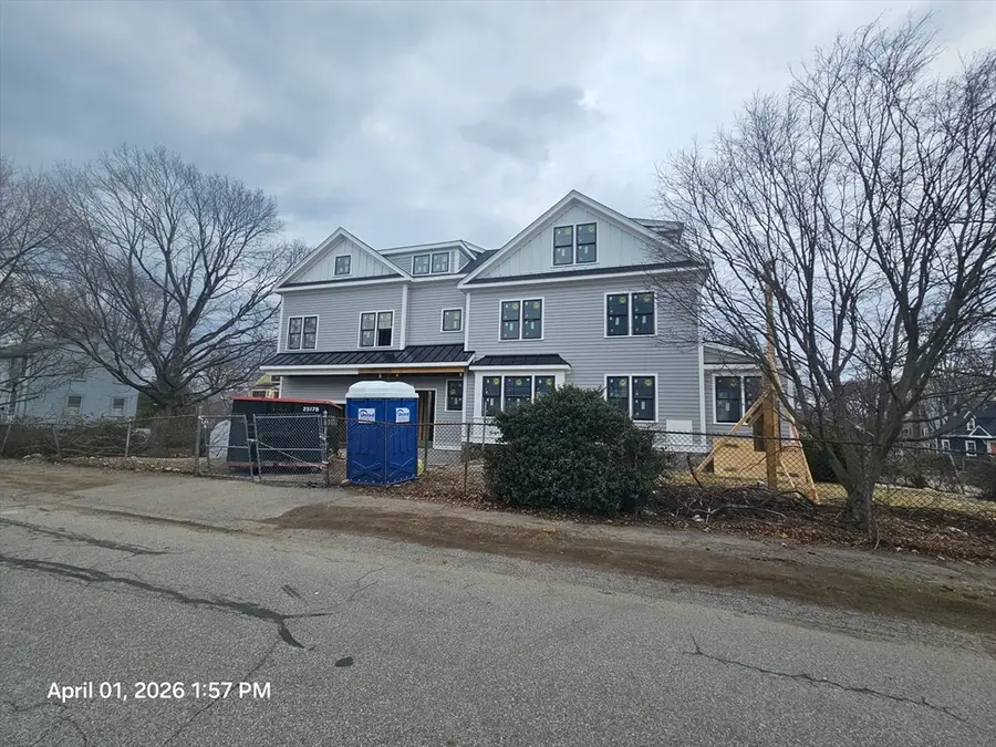 11 Greenough St, Needham, MA 02494 - #2