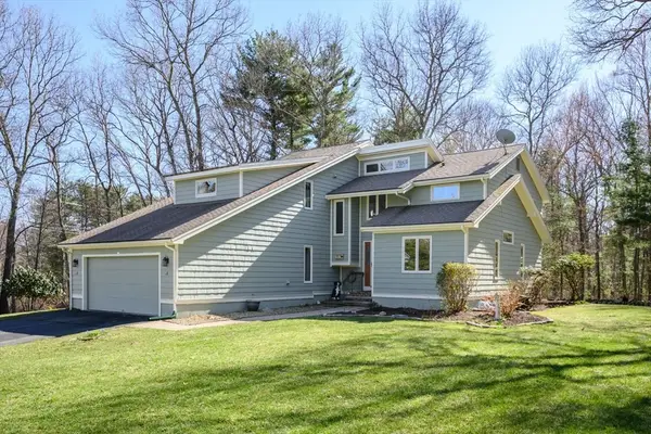 353 Birchbark Drive, Hanson, MA 02341