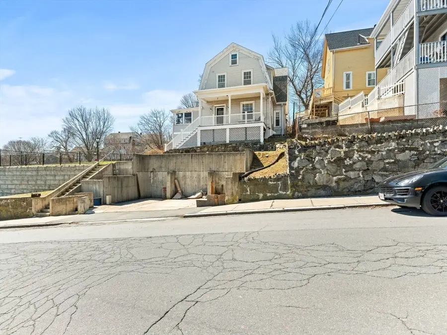 72 Cook St, Lynn, MA 01902 - #2