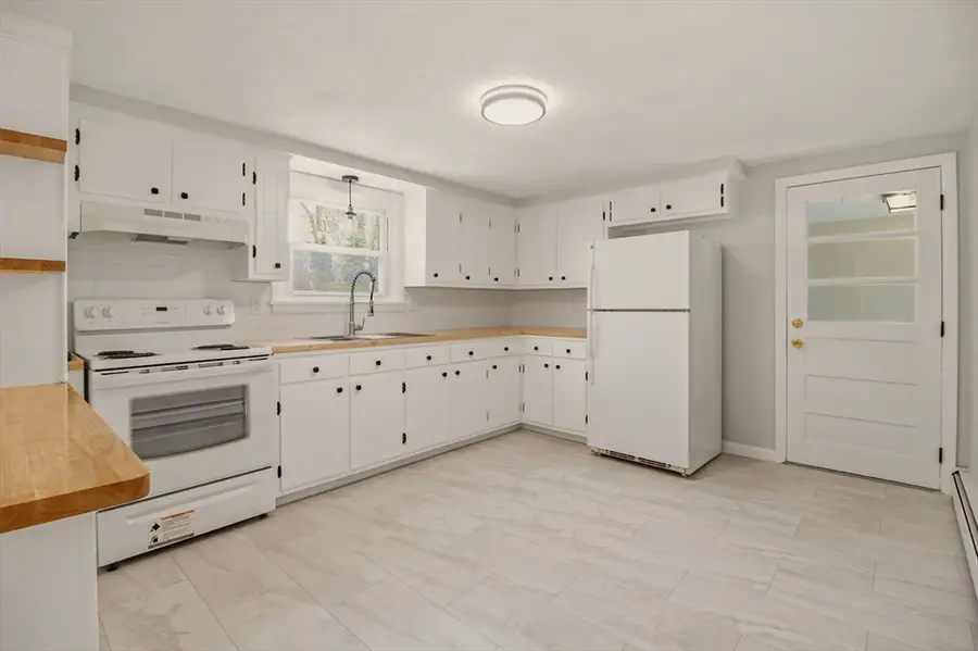 53 Butternut Rd, Somerset, MA 02726 - #3