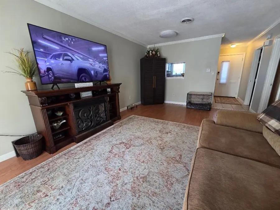 1 Markham Circle #D, Ayer, MA 01432 - #3