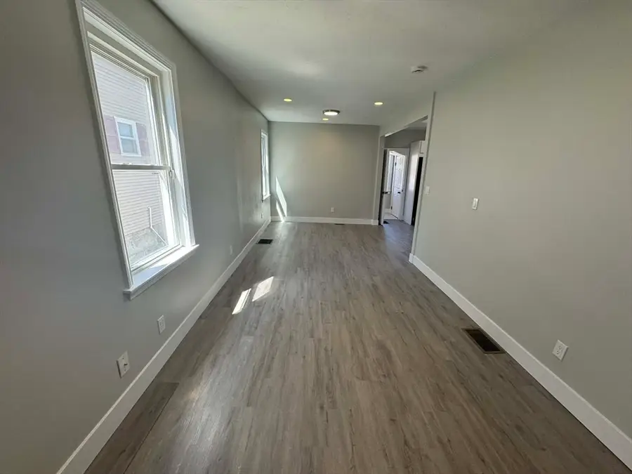 19 Weir Ave, Taunton, MA 02780 - #3