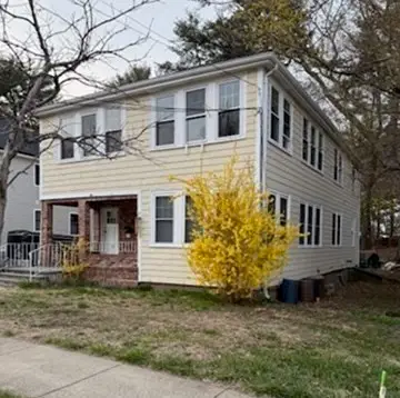 105-107 Warwick Rd, Newton, MA 02465 - #2