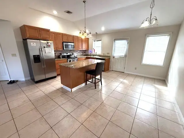 141 Cournoyer Blvd, Southbridge, MA 01550 - #2