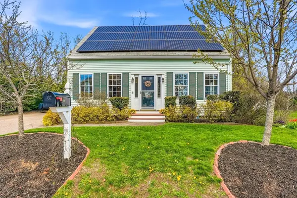 22 South Street, Medfield, MA 02052