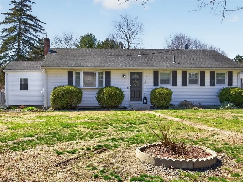 1 Carmen Park Dr, Middleboro, MA 02346 - #1