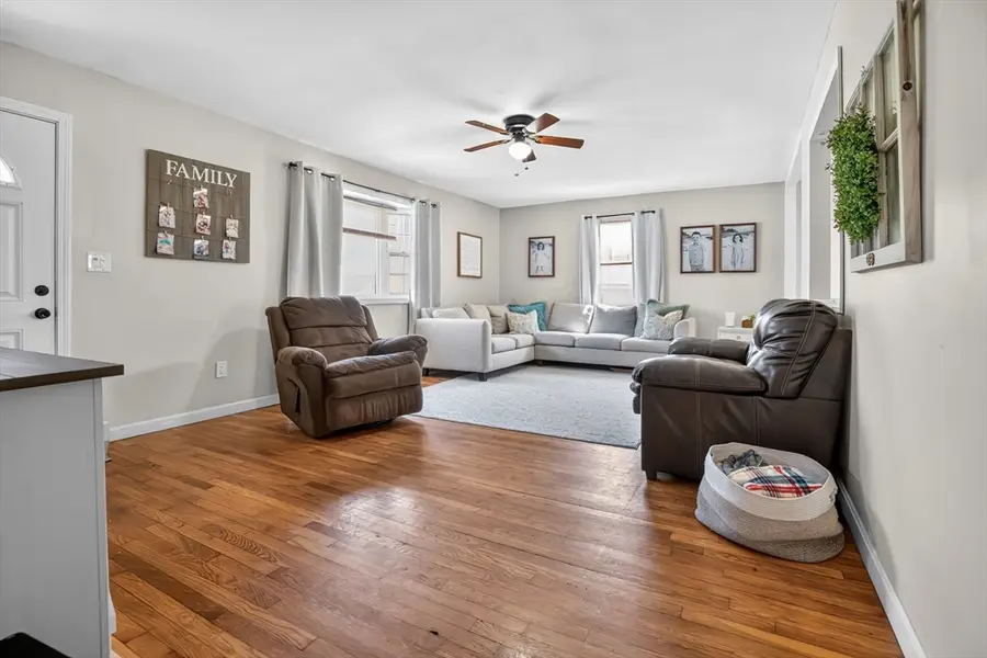 1 Carmen Park Dr, Middleboro, MA 02346 - #2