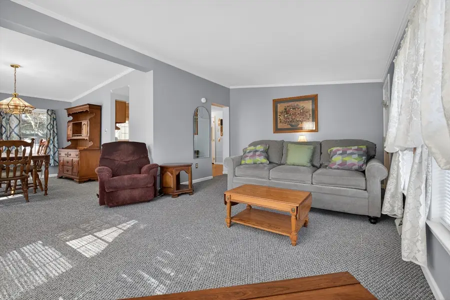 89 Trailwood Dr, Bridgewater, MA 02324 - #3