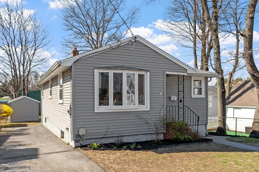 28 Hibiscus Ave, Waltham, MA 02451 - #3