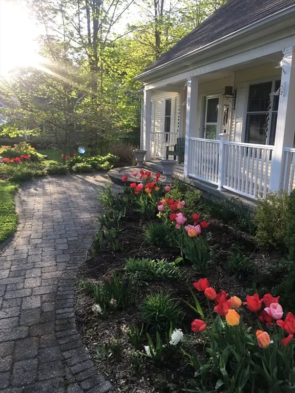 70 Salem Rd, Longmeadow, MA 01106 - #3