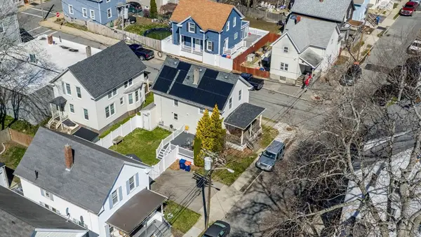 69 Newton St, New Bedford, MA 02740