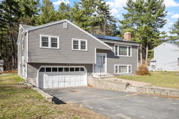 9 Birch Ln, Townsend, MA 01469