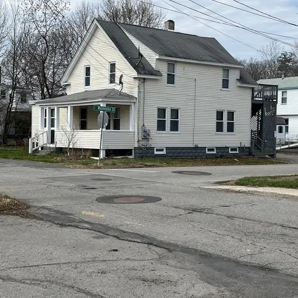 30 Chapel St, Shirley, MA 01464