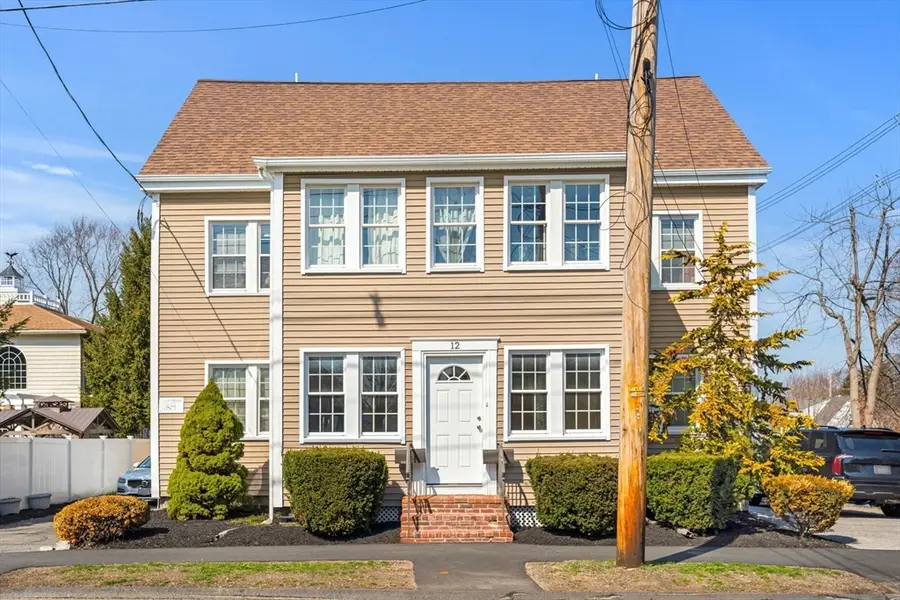 12 Chestnut St, Danvers, MA 01923 - #2