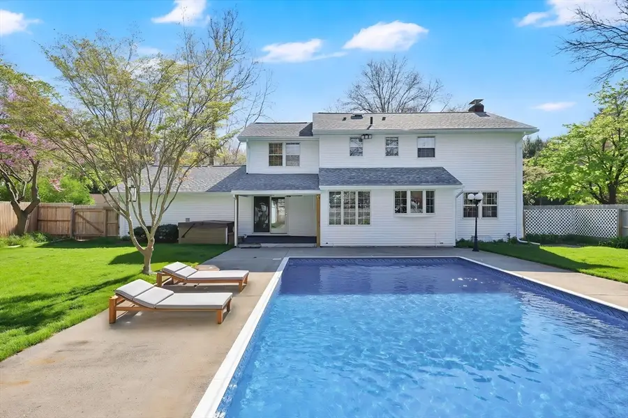 186 Viscount Rd, Longmeadow, MA 01106 - #2