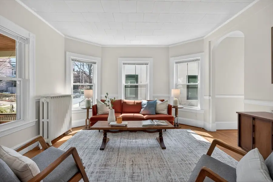 128 Rowe St, Melrose, MA 02176 - #3